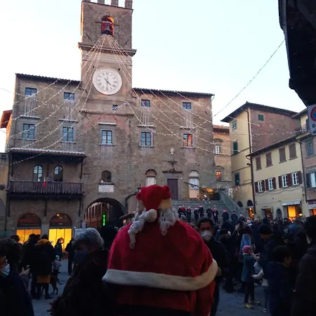 Io E Te Centro Storico - Seconda Doccia Su Romantica Corte Cortona