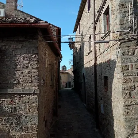 Lägenhet Io E Te Centro Storico - Seconda Doccia Su Romantica Corte *