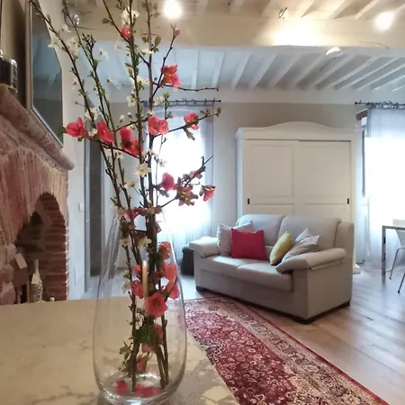 Io E Te Centro Storico - Seconda Doccia Su Romantica Corte Apartmán