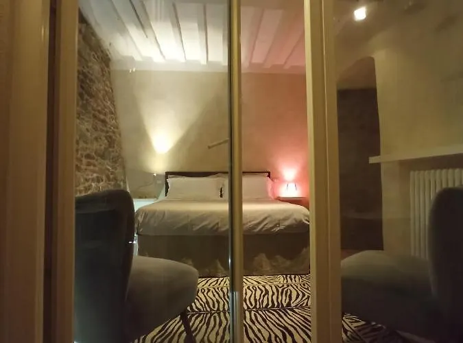 Io E Te Centro Storico - Seconda Doccia Su Romantica Corte Apartmán *