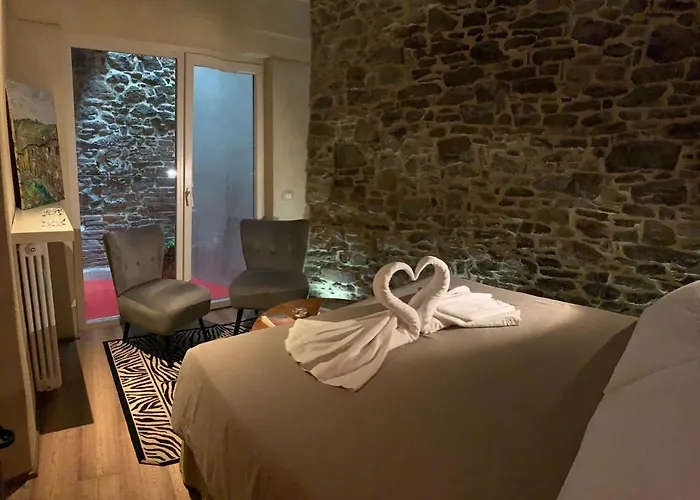 Apartmán Io E Te Centro Storico - Seconda Doccia Su Romantica Corte