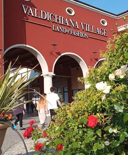 Apartmán Io E Te Centro Storico - Seconda Doccia Su Romantica Corte