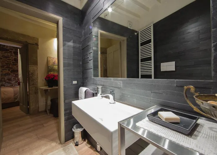 Io E Te Centro Storico - Seconda Doccia Su Romantica Corte