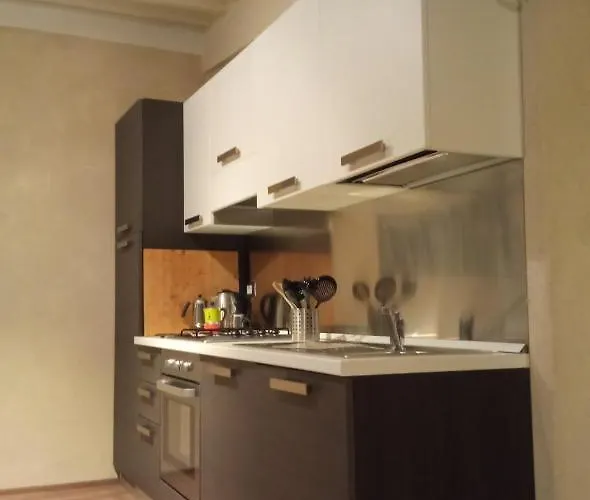 Io E Te Centro Storico - Seconda Doccia Su Romantica Corte * Κορτόνα